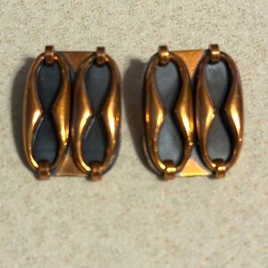 Vintage Renoir copper clip on earrings (716)